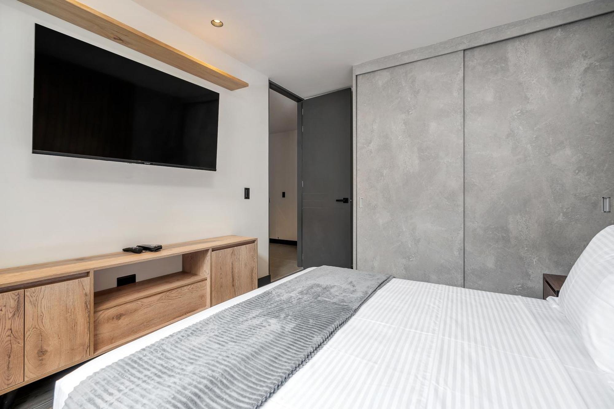Apartamentos Housy Laureles Медельїн Екстер'єр фото
