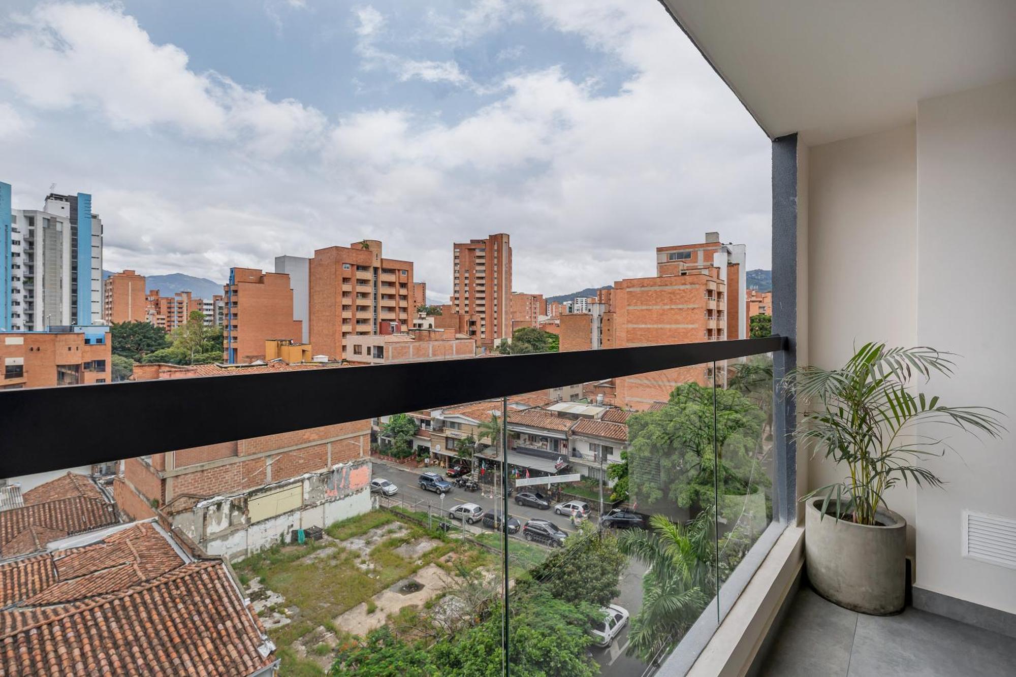 Apartamentos Housy Laureles Медельїн Екстер'єр фото