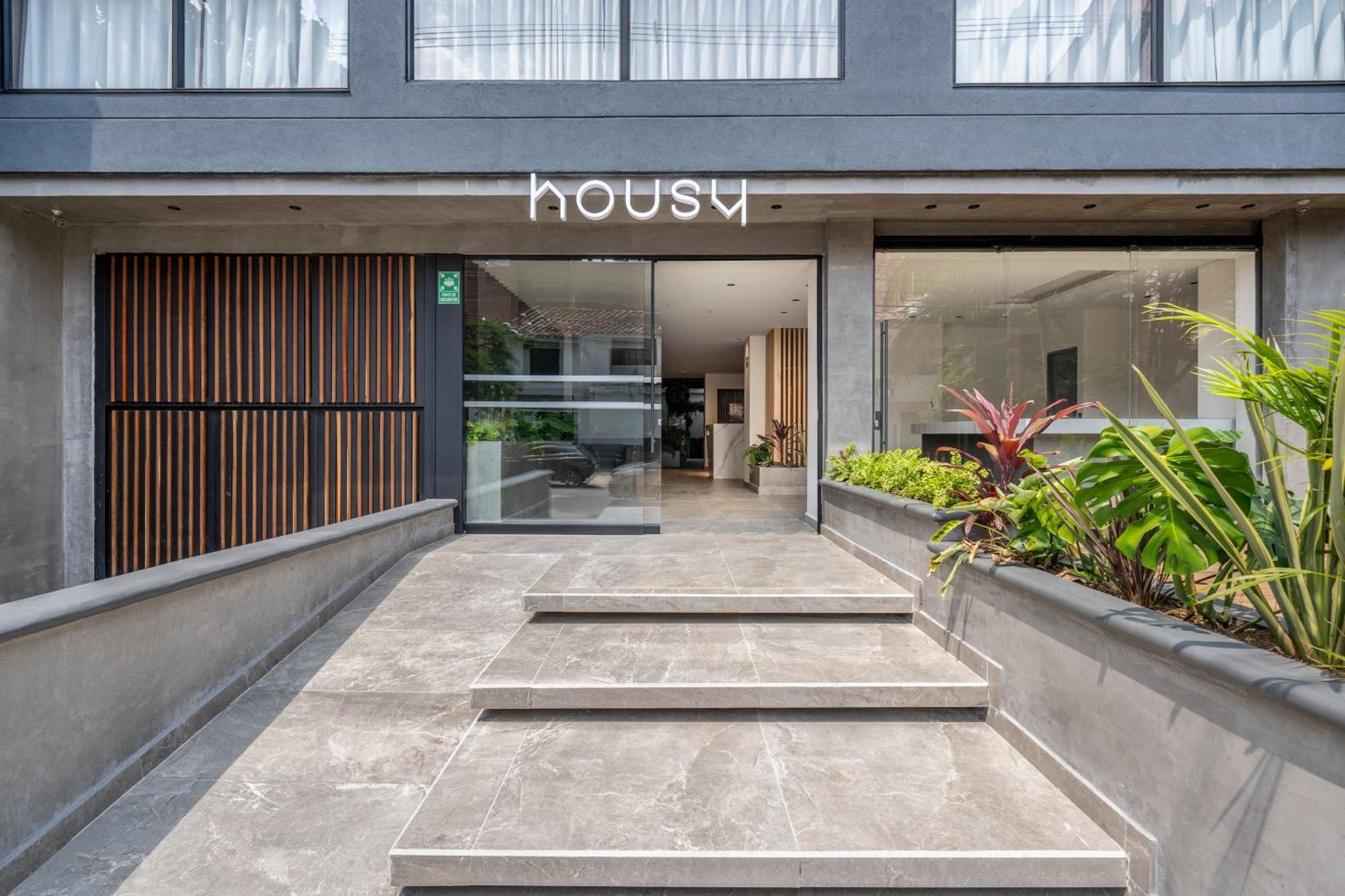 Apartamentos Housy Laureles Медельїн Екстер'єр фото